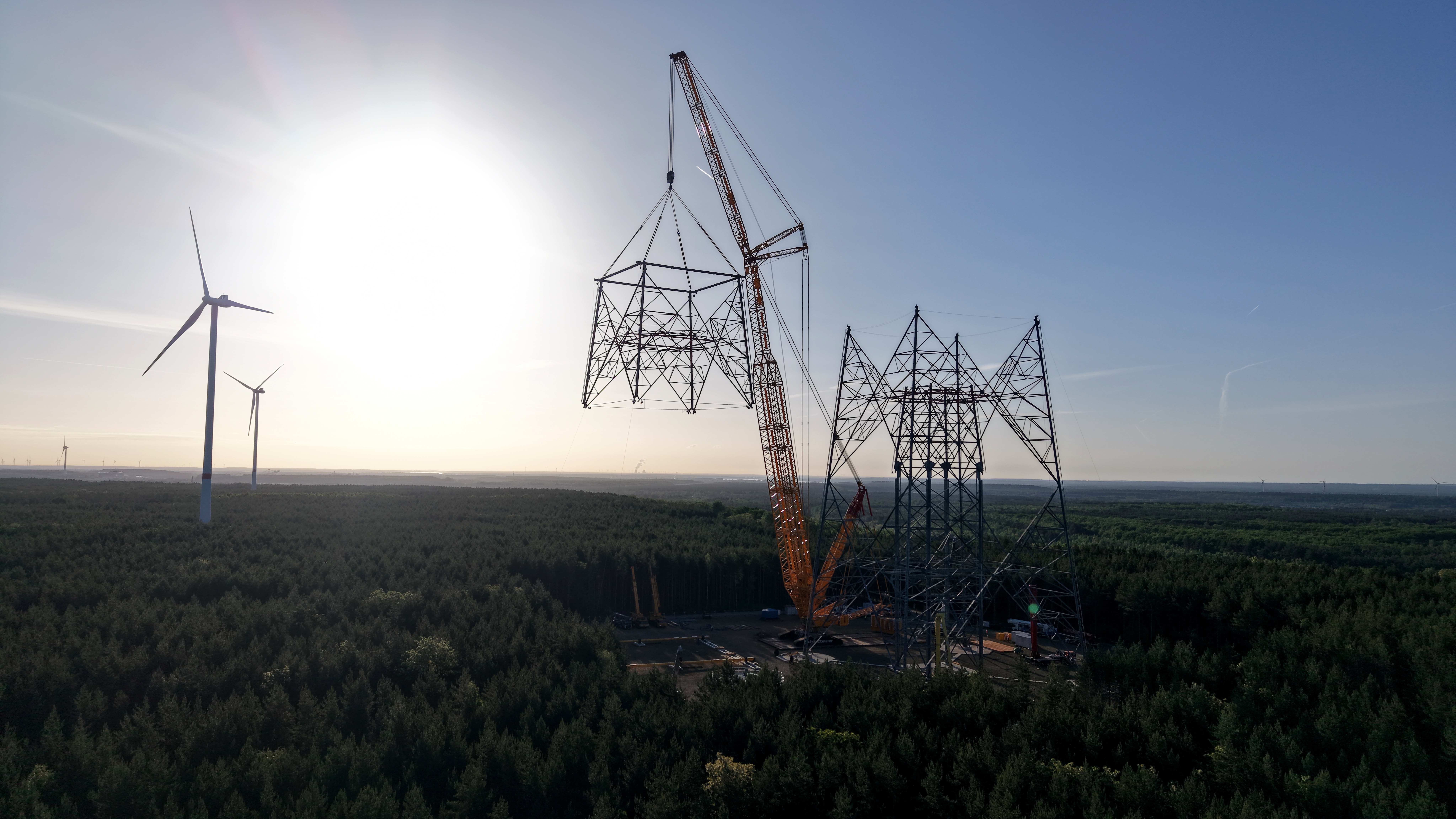 the top part of the turbine is raised above from inside the base the top part of the turbine is raised above from inside the base